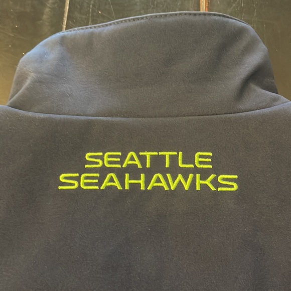 Seattle Seahawks Like New Zip up coat - Picture 5 of 6